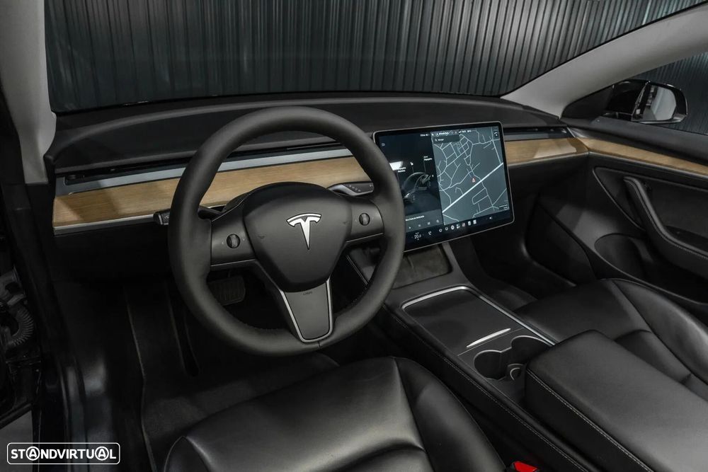 Tesla Model 3 Standard Range Plus RWD - 18