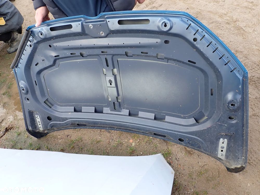 VOLKSWAGEN TOURAN 5TA 15- MASKA - 4