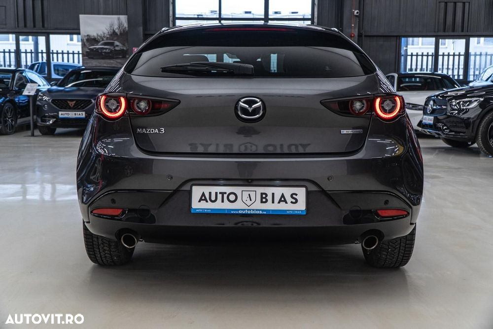 Mazda 3 e-SKYACTIV-G 2.0 M HYBRID 150 SELECTION - 25