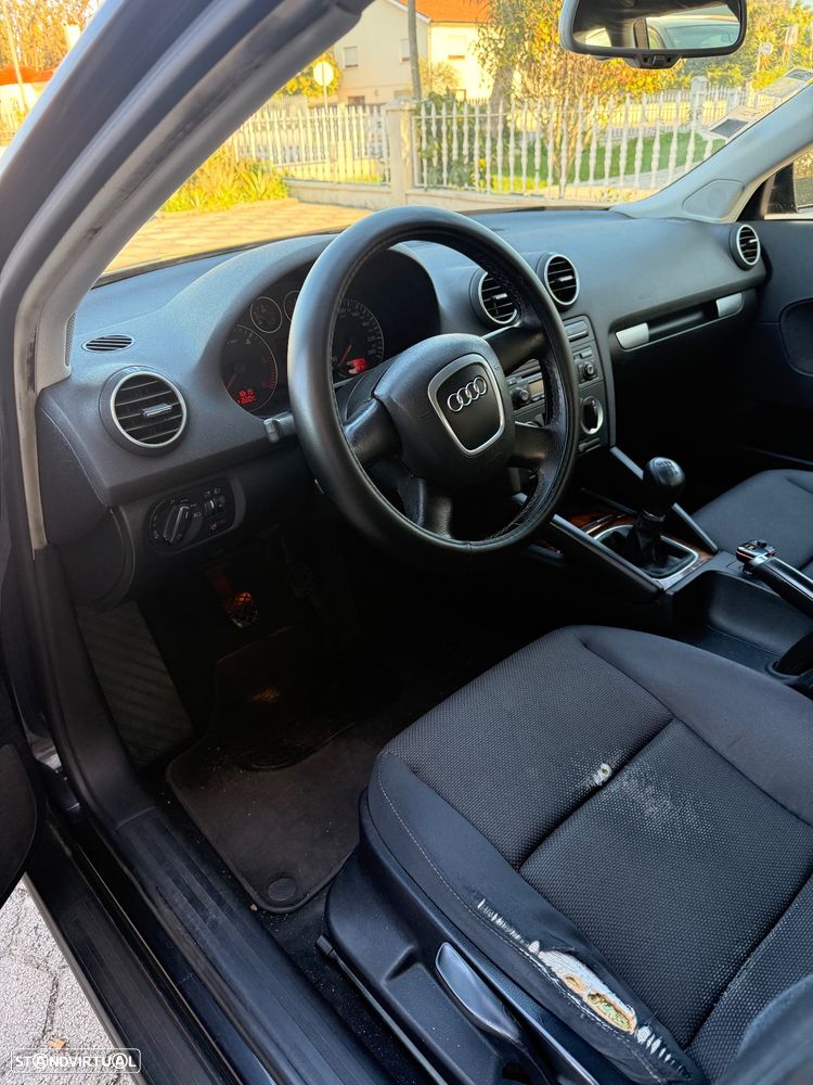 Audi A3 Sportback 2.0 TDi - 9