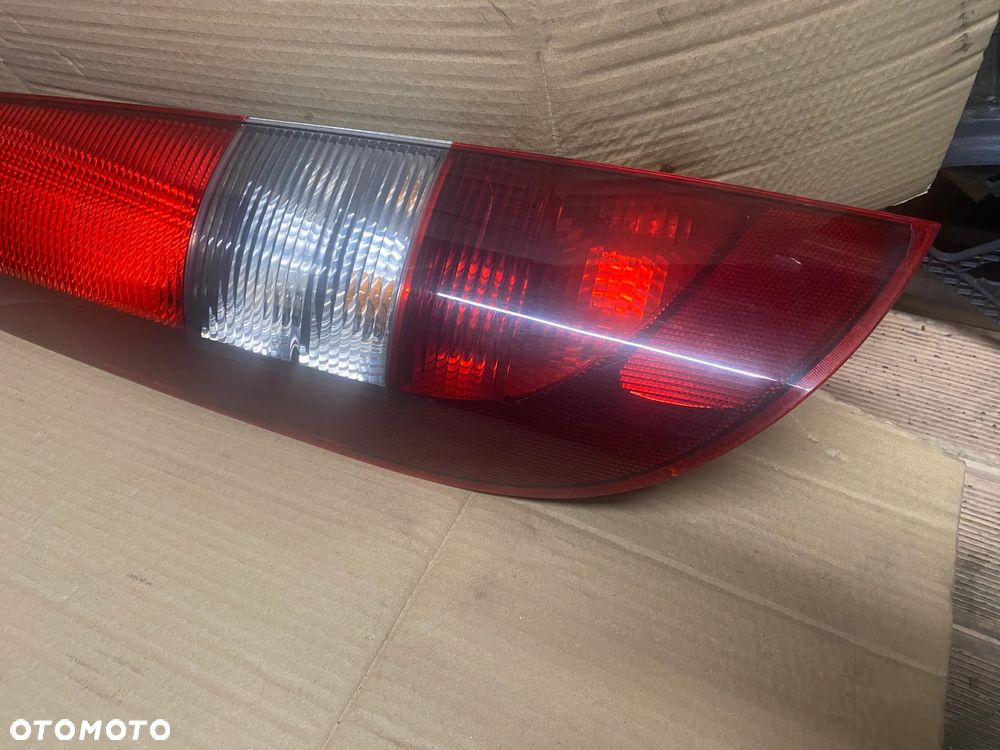 LAMPA TYLNA PRAWA MERCEDES VANEO W414 A4148200064 - 5