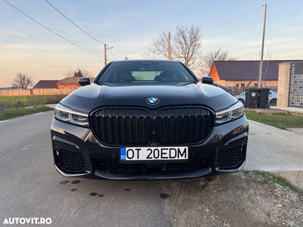 BMW Seria 7 730d xDrive MHEV - 2