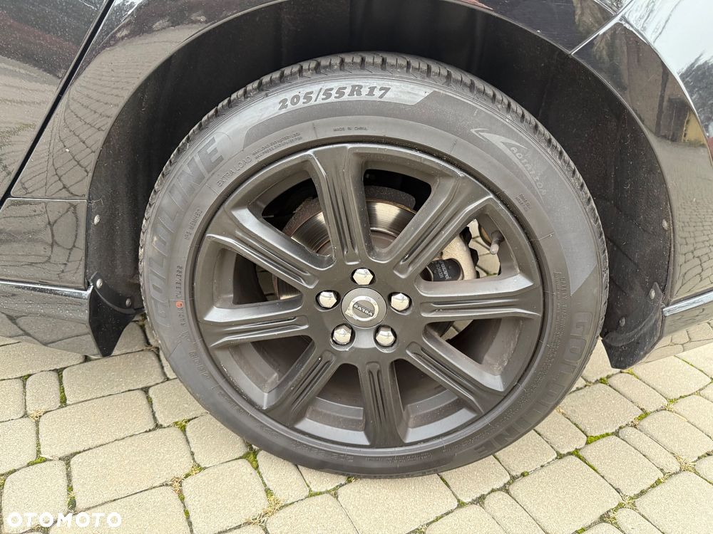 Volvo V40 D3 Inscription - 12