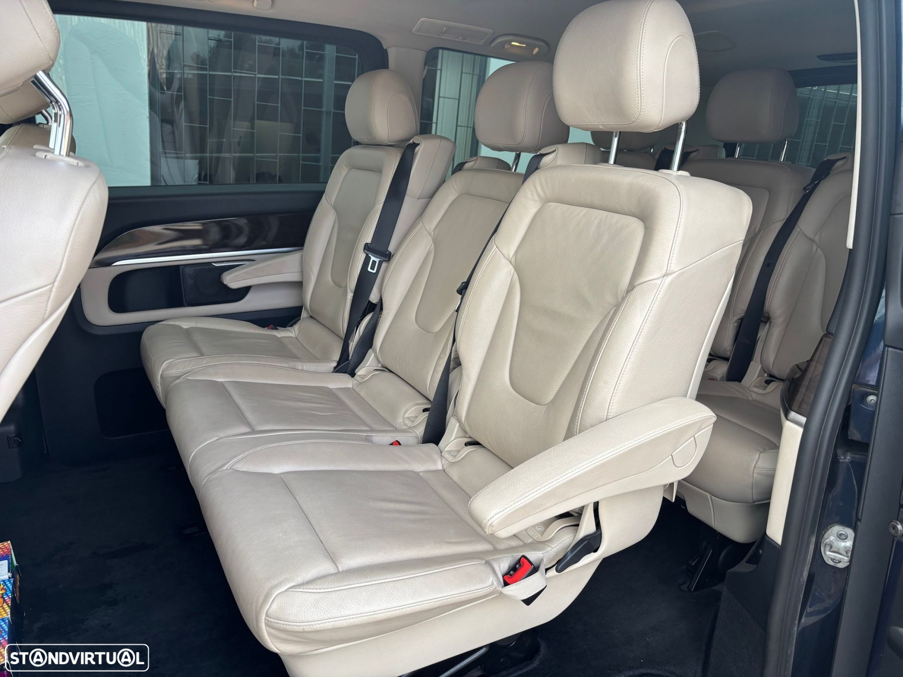 Mercedes-Benz V 250 BlueTEC Longo Avantgarde - 15
