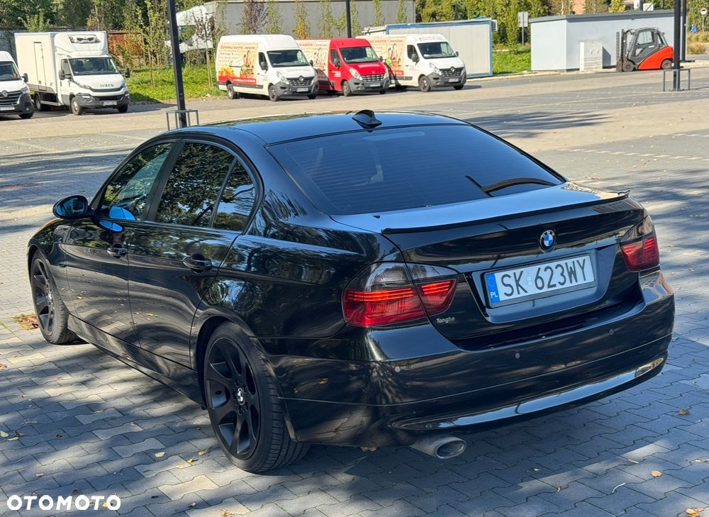 BMW Seria 3 318d - 9