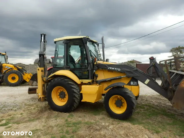 Volvo BL71 - 3