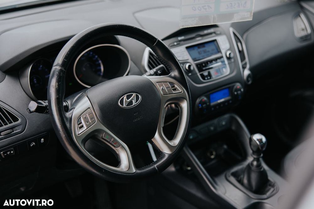 Hyundai ix35 1.7 CRDI 2WD Comfort - 11