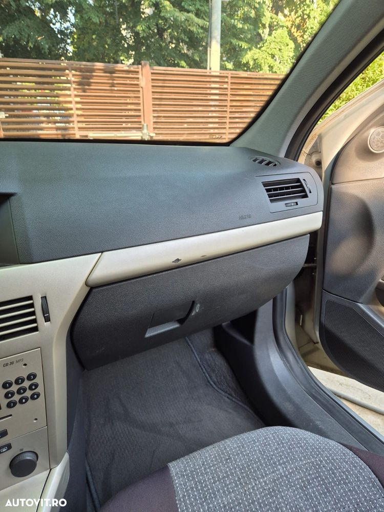 Opel Astra 1.7 CDTI - 7