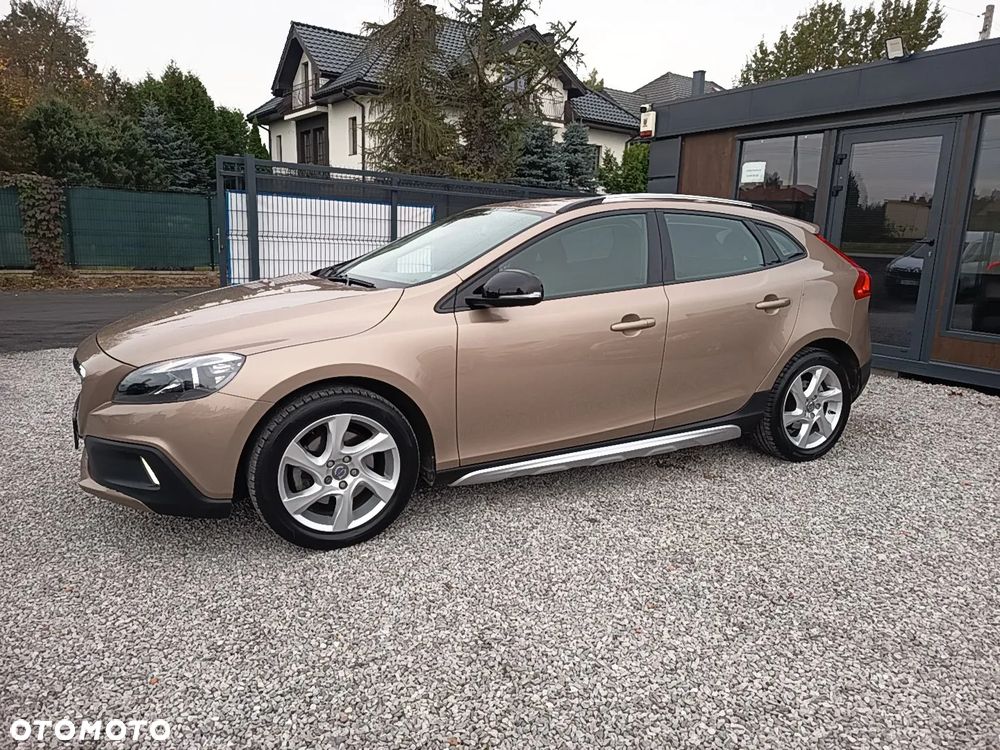 Volvo V40 Cross Country 2014 photo 3