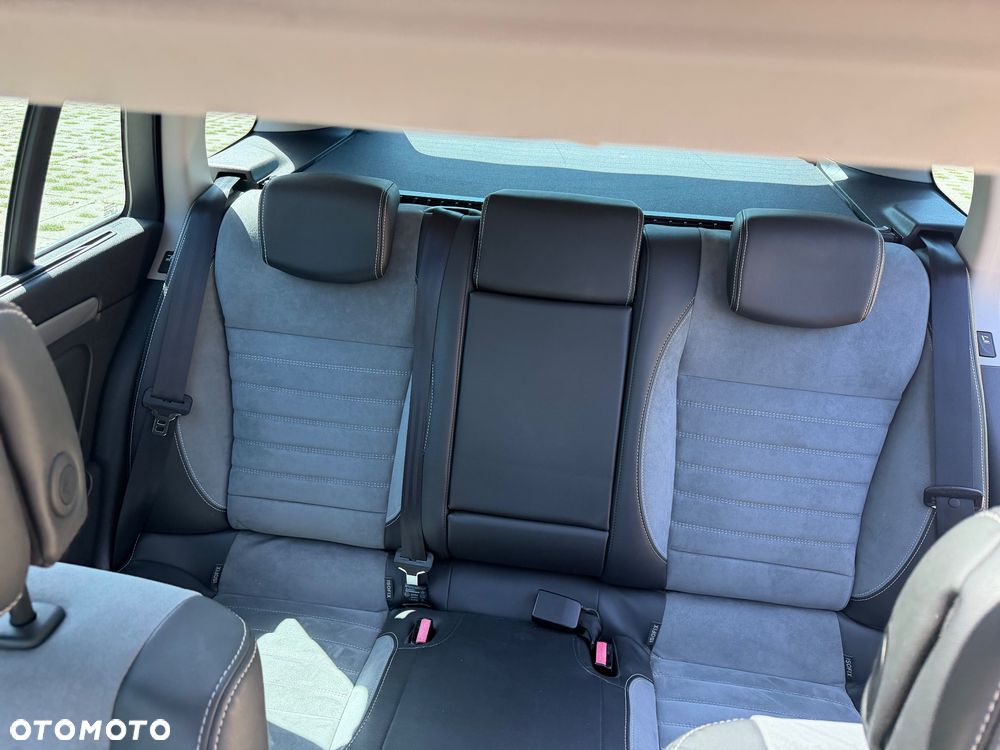 Renault Laguna 2.0 dCi Bose Edition ESM - 12