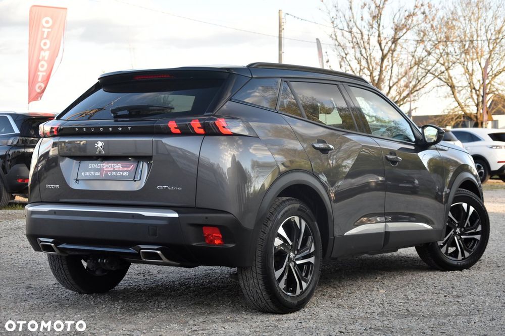 Peugeot 2008 PureTech 130 EAT8 GT - 10