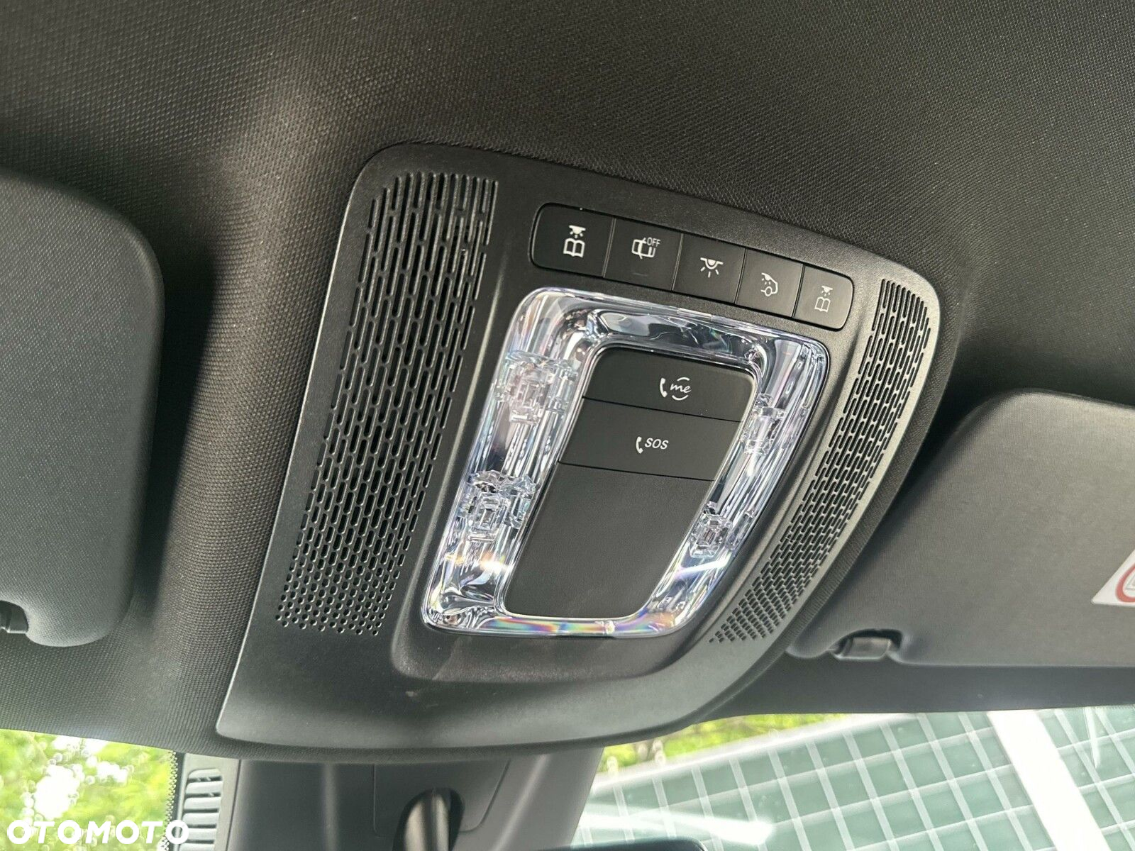 Mercedes-Benz GLB - 23