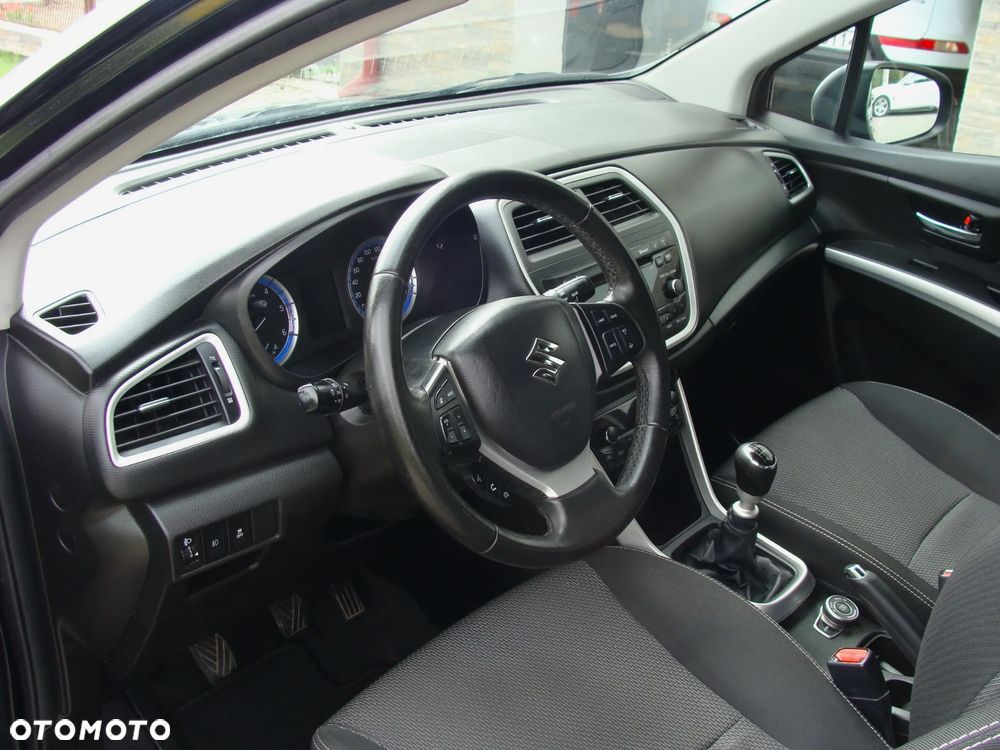 Suzuki SX4 S-Cross 1.6 DDiS 4x4 Comfort+ - 7
