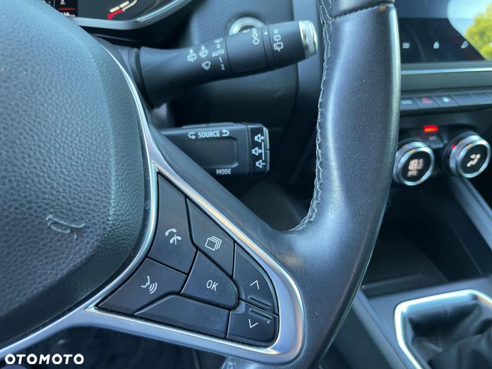 Renault Clio 1.0 TCe Intens - 26