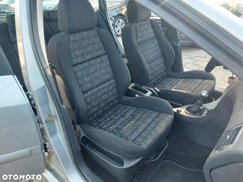 Peugeot 307 - 16