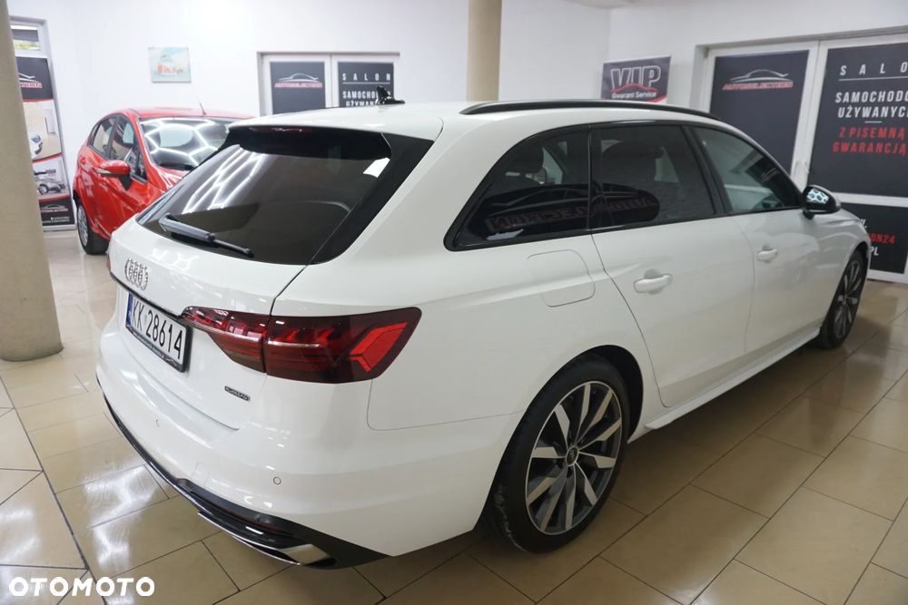 Audi A4 Avant 40 TFSI quattro S tronic - 12
