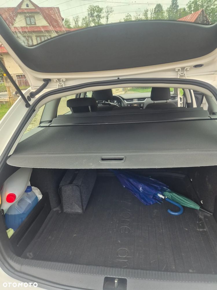 Skoda Octavia 1.6 TDI SCR Ambition - 9