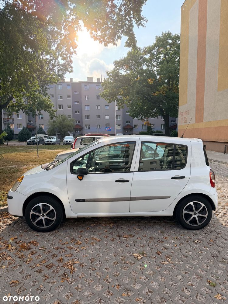 Renault Modus - 10