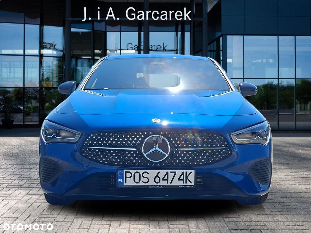Mercedes-Benz CLA - 9