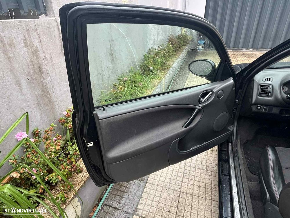 MG ZR 105 — fotografia 8