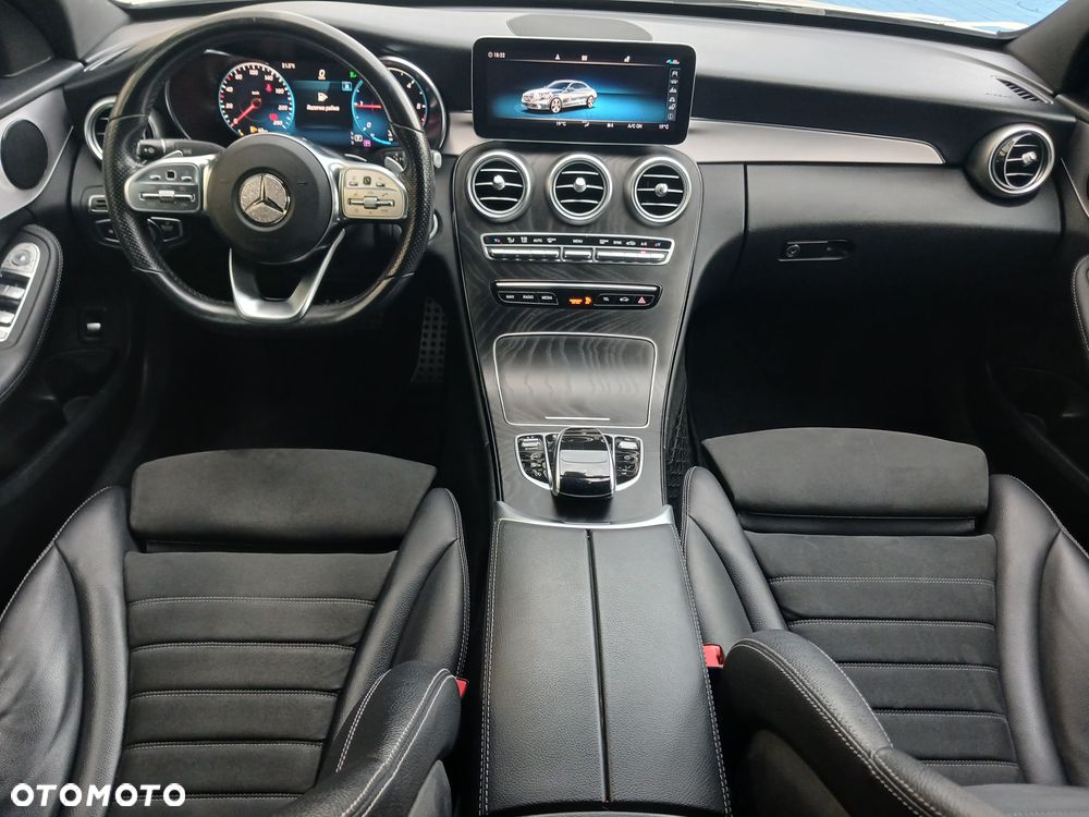 Mercedes-Benz Klasa C 180 d 9G-TRONIC AMG Line - 22