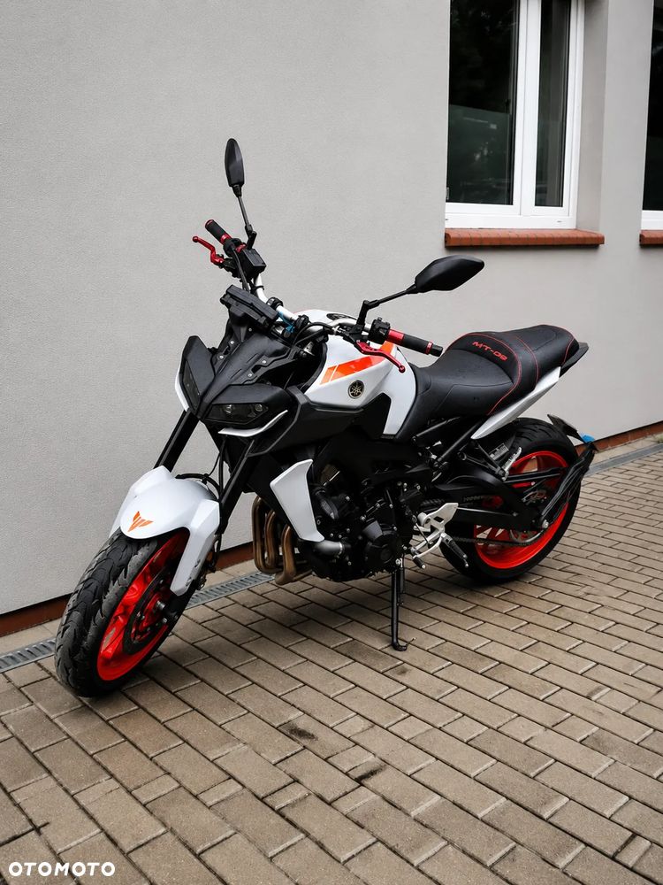 Yamaha MT - 6