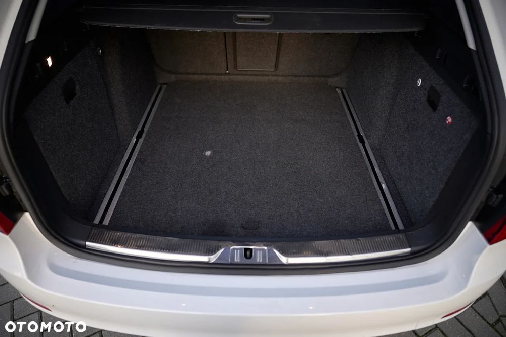 Skoda Superb 2.0 TDI Platinum - 38