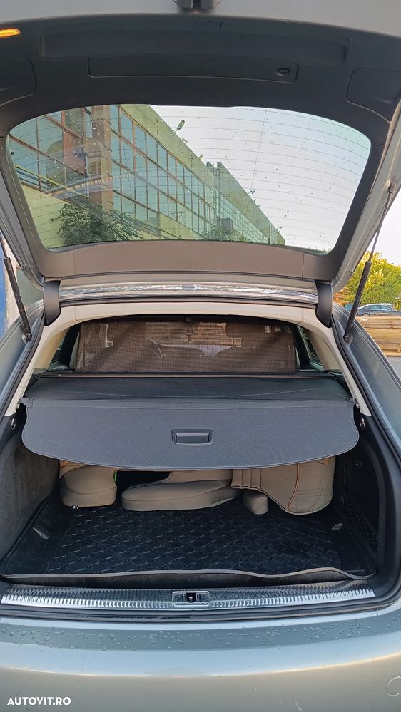 Audi A4 2.0 TDI Multitronic Avant - 11