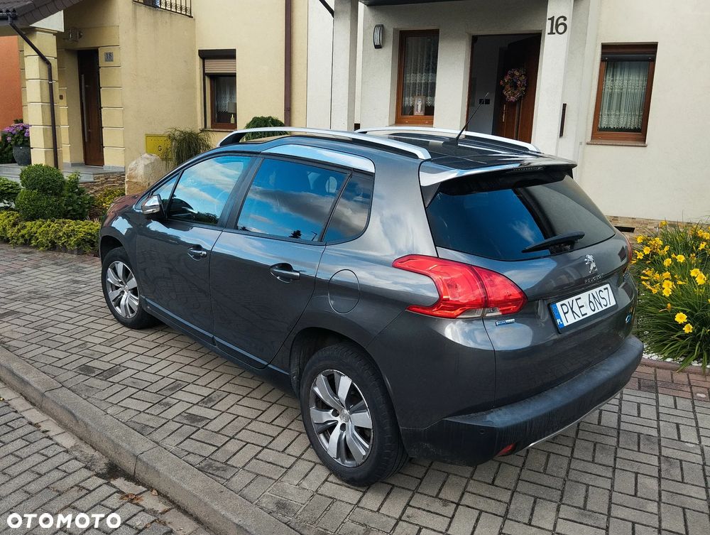 Peugeot 2008 1.2 Pure Tech Active EU6 - 5