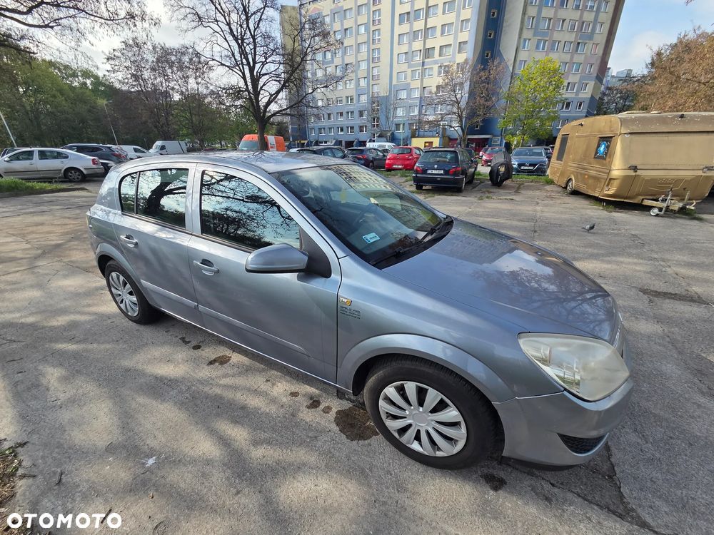 Opel Astra 1.6 Enjoy - 21