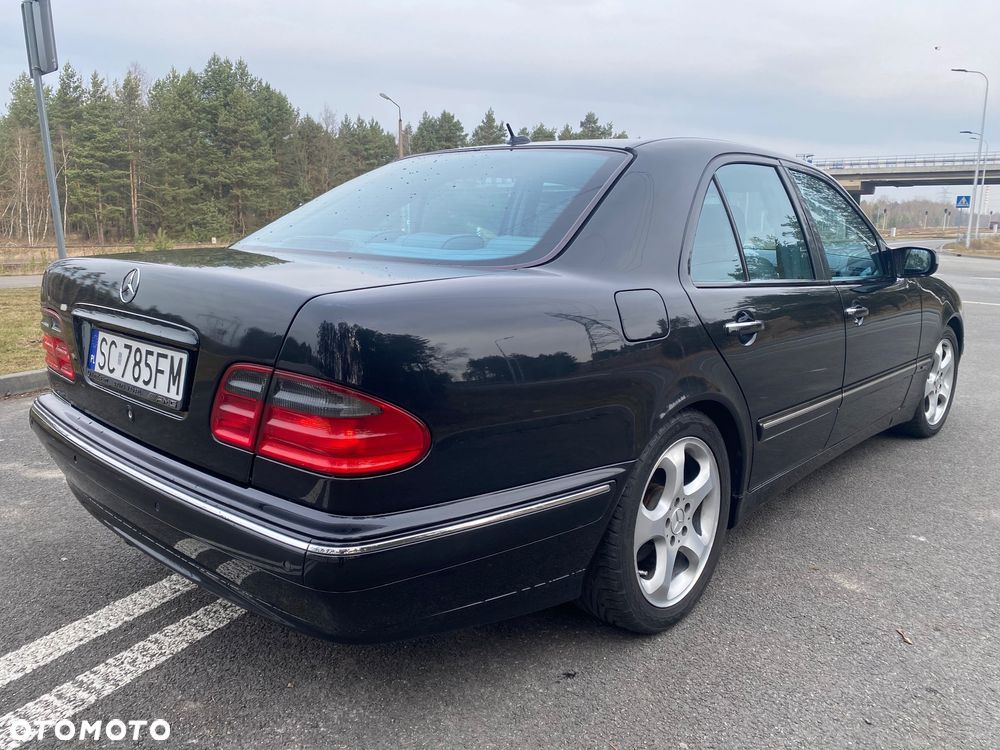 Mercedes-Benz Klasa E 320 T CDI Avantgarde - 3