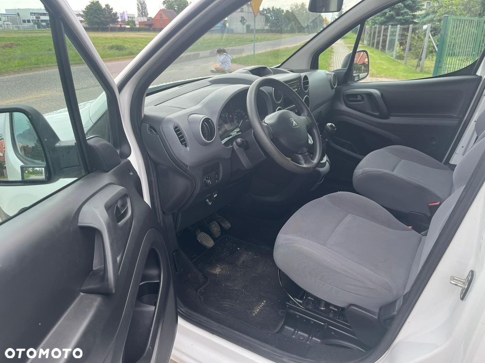 Peugeot Partner - 10