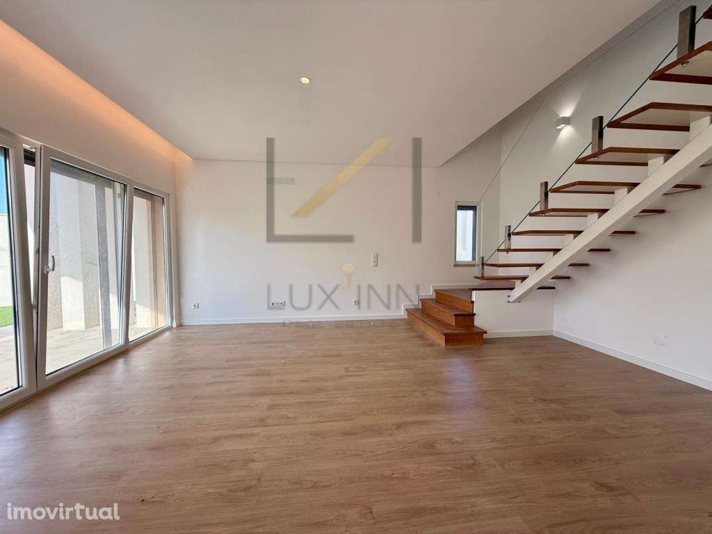 Moradia Isolada T3 em Mato Cheirinhos - Tires - Grande imagem: 5/32