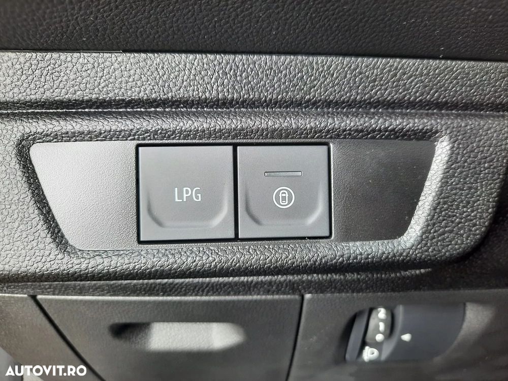 Dacia Sandero Stepway ECO-G 100 MT6 Extreme - 17
