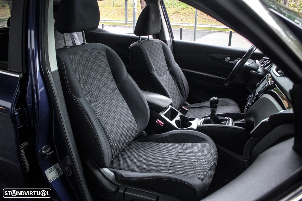 Nissan Qashqai 1.5 dCi Acenta - 26