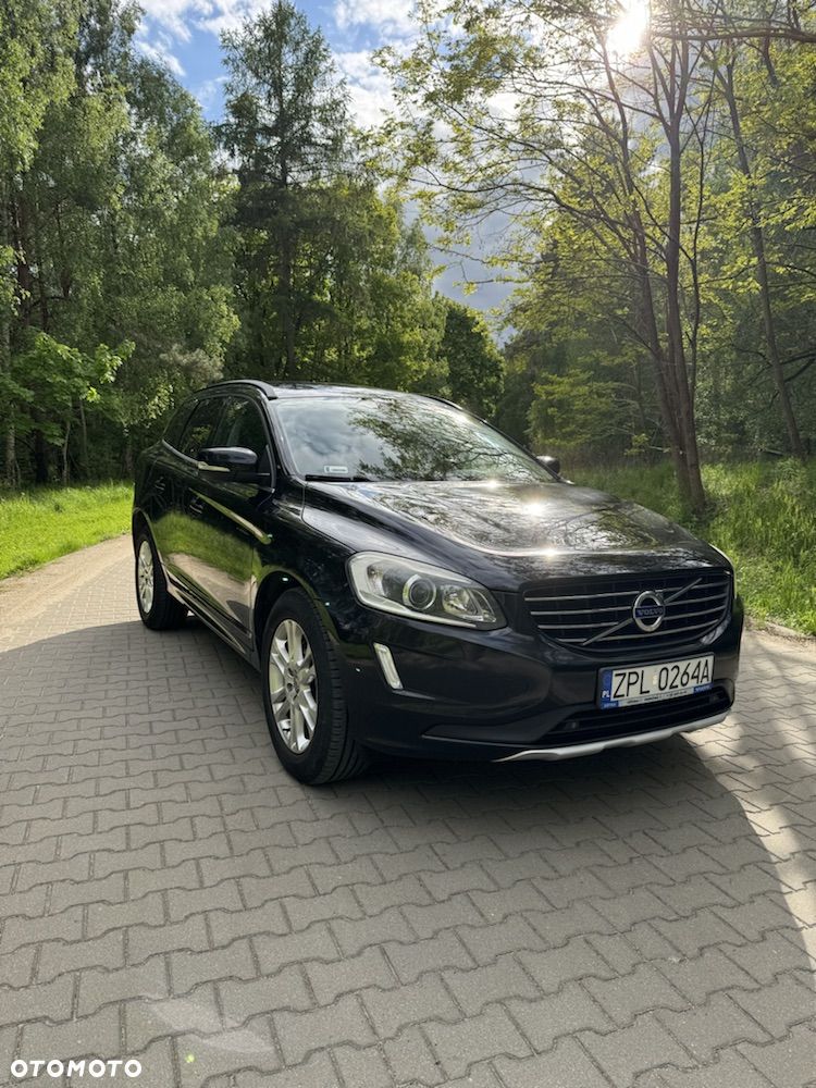 Volvo XC 60 D5 AWD Momentum - 1