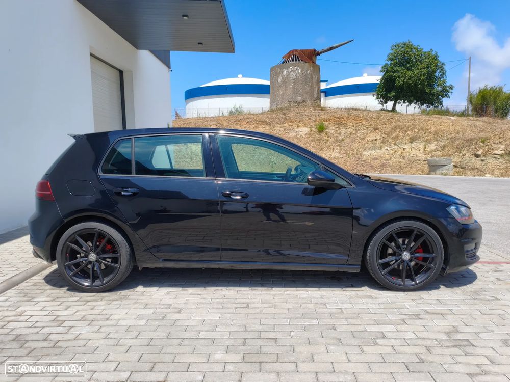 VW Golf 1.6 TDi R-Line - 17