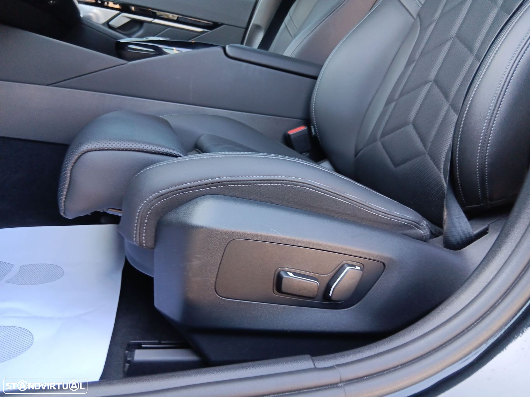 BMW 520 d Pack Desportivo M - 15