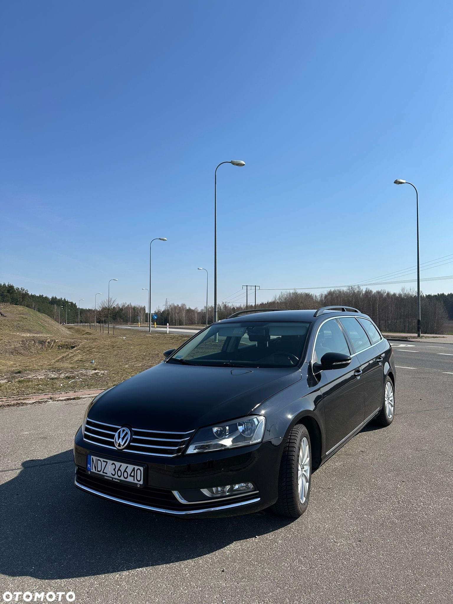 Volkswagen Passat 2.0 TDI Comfortline DSG - 8