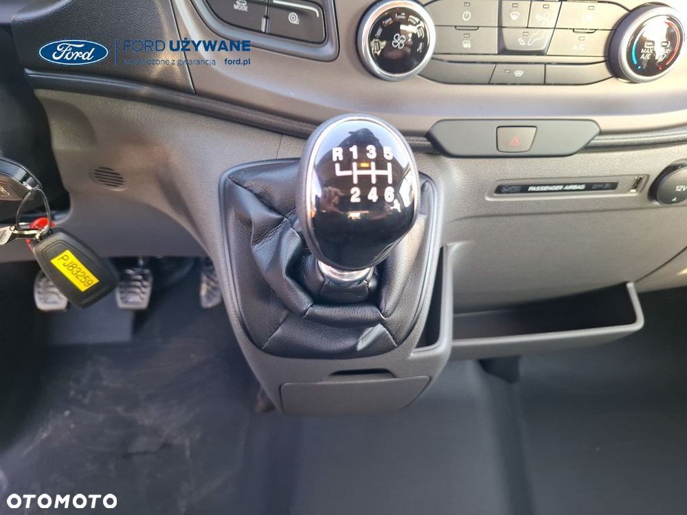 Ford Transit - 24