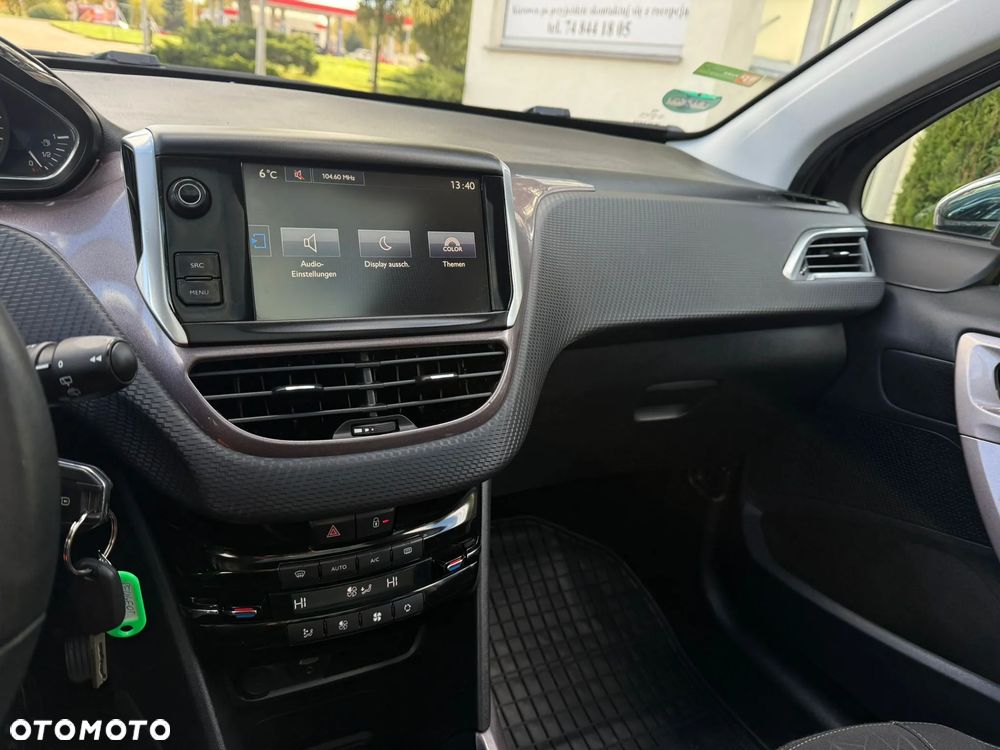Peugeot 2008 PureTech 82 Style - 37