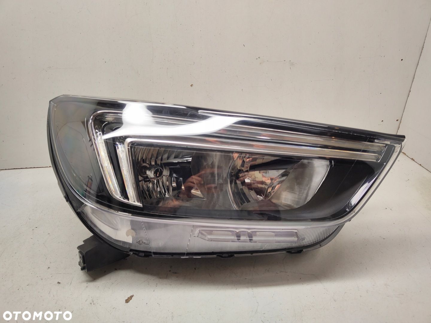 OPEL MOKKA X ZW Z LED LAMPA PRAWY PRZÓD - 1