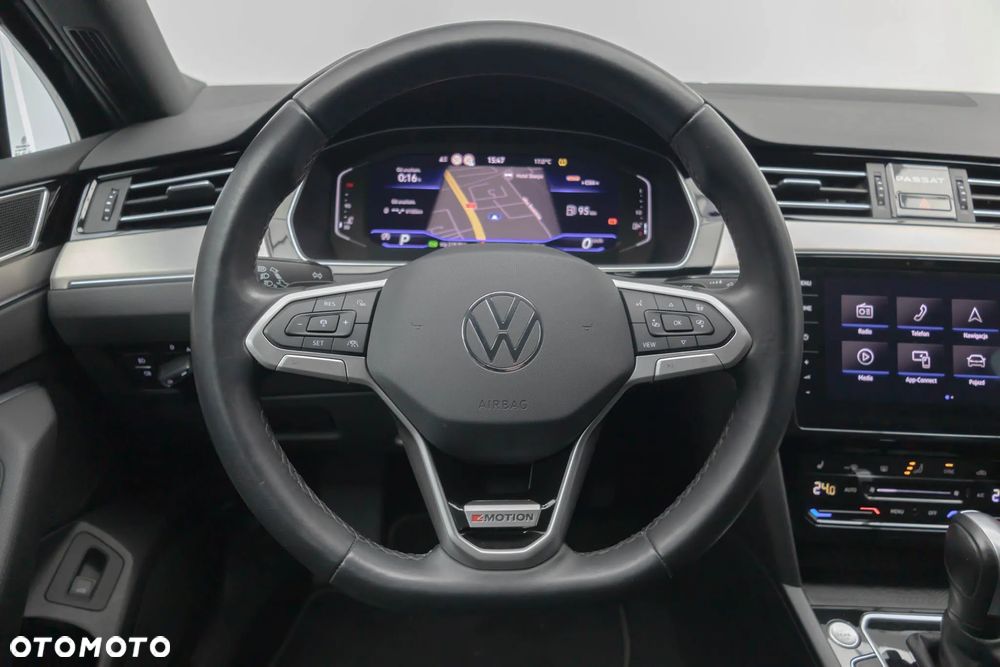 Volkswagen Passat Variant - 17