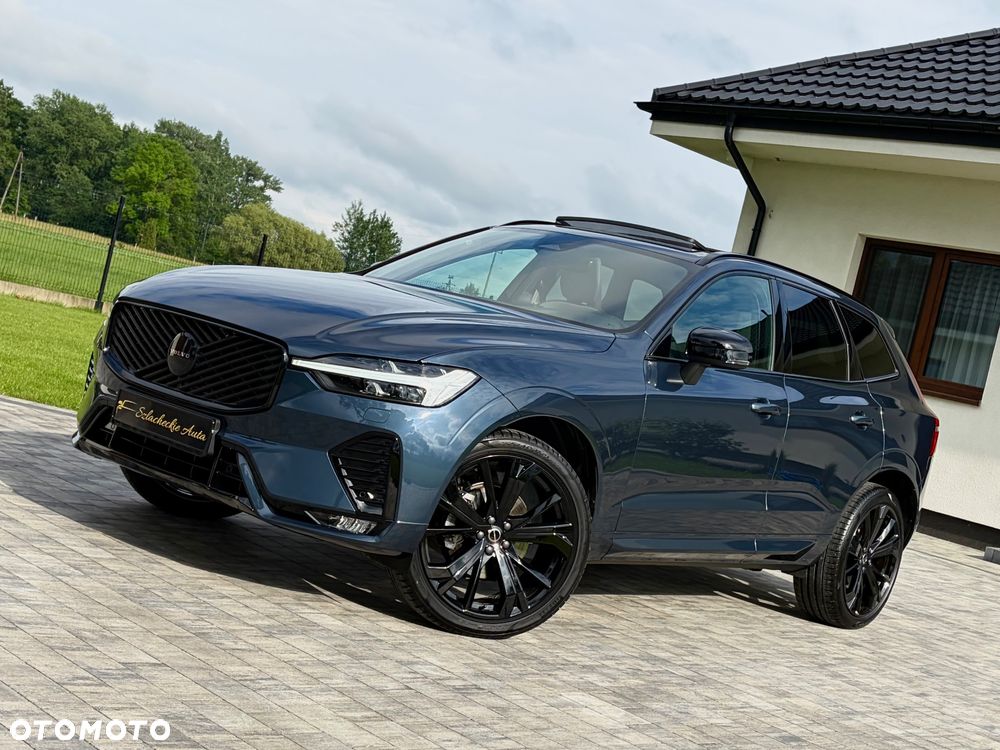 Volvo XC 60 B5 B AWD Plus Black Edition - 1