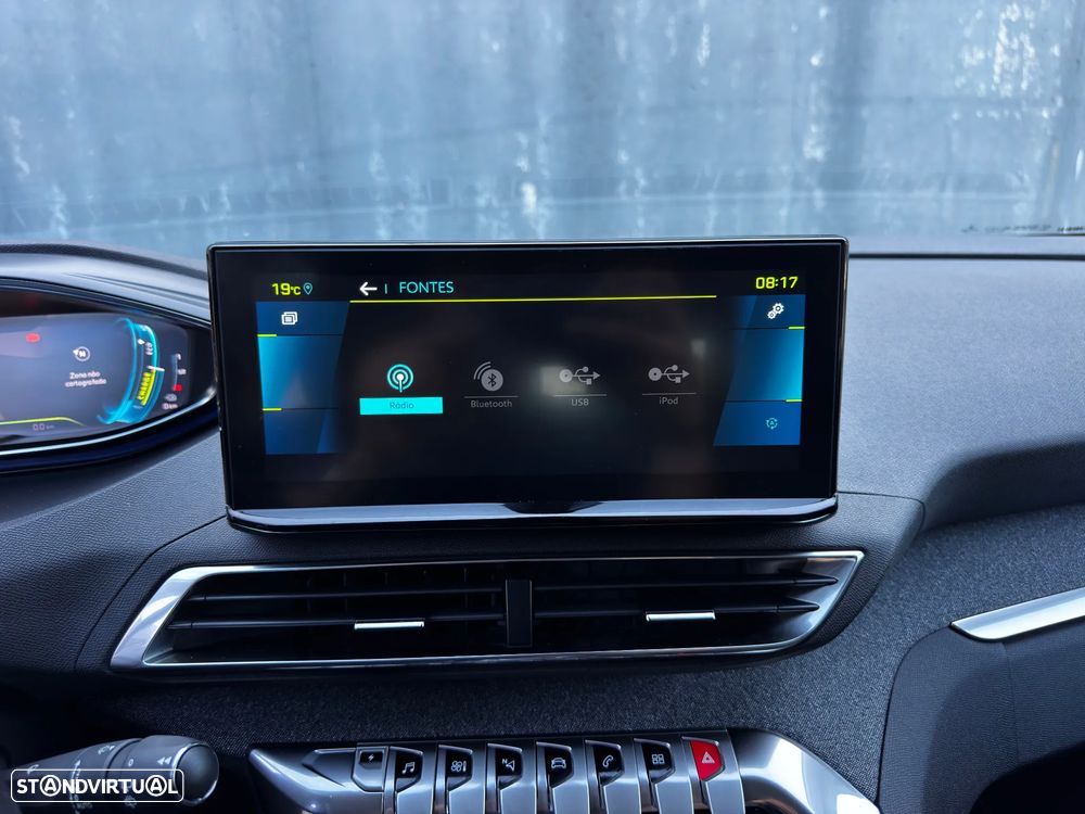 Peugeot 3008 1.6 Hybrid Allure e-EAT8 - 26