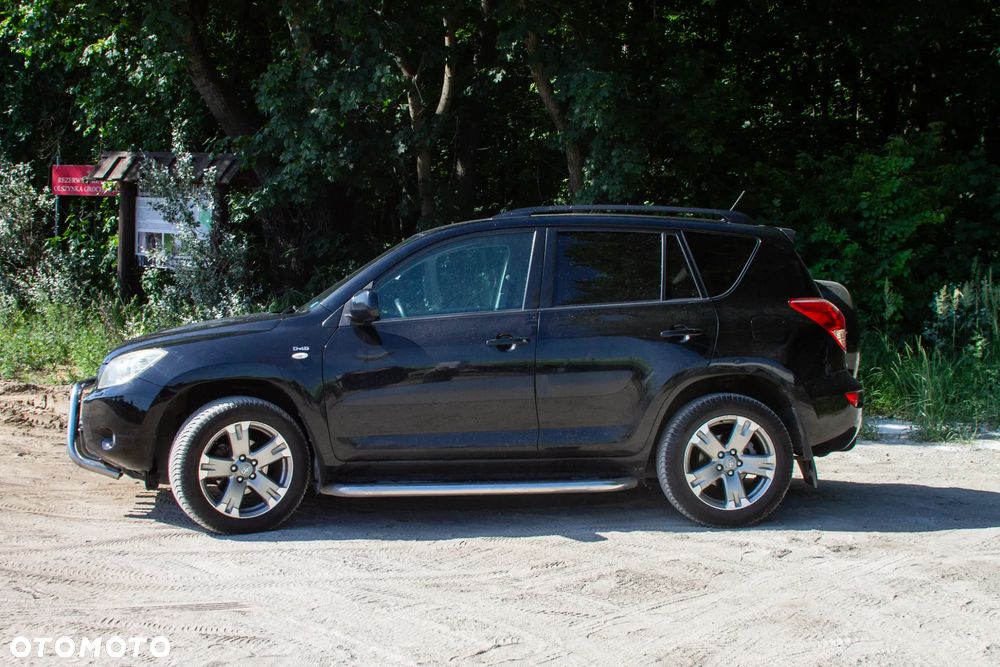 Toyota RAV4 2.2 D-4D Sol - 3