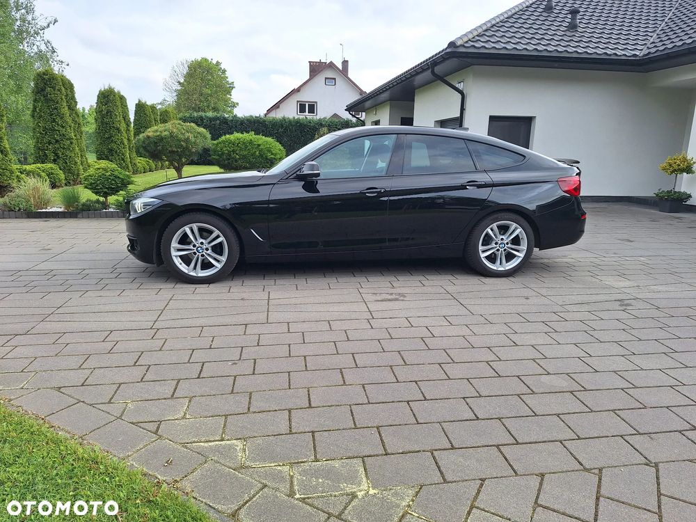BMW 3GT 318d Luxury Line - 31