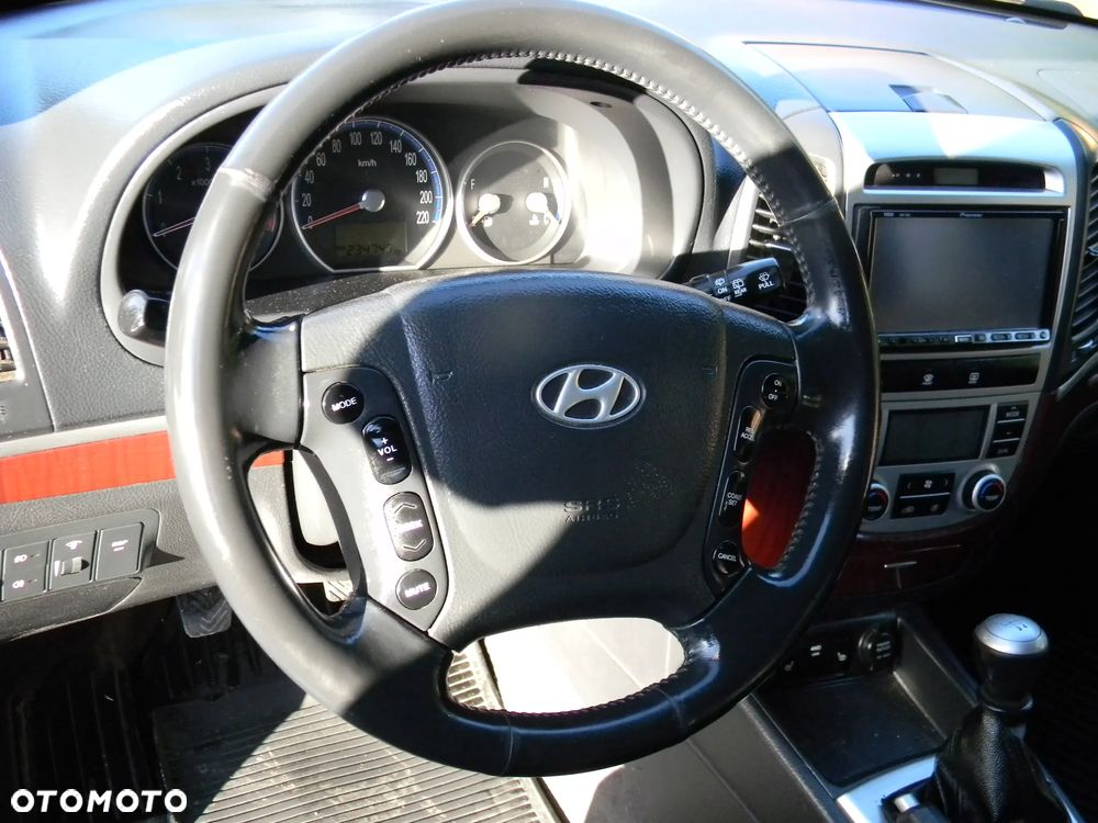 Hyundai Santa Fe 2.2 CRDi 4WD Sonderedition - 12