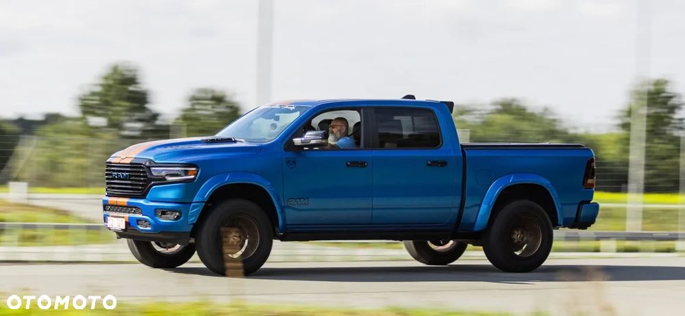 RAM 1500 5.7 Crew Cab Laramie - 10