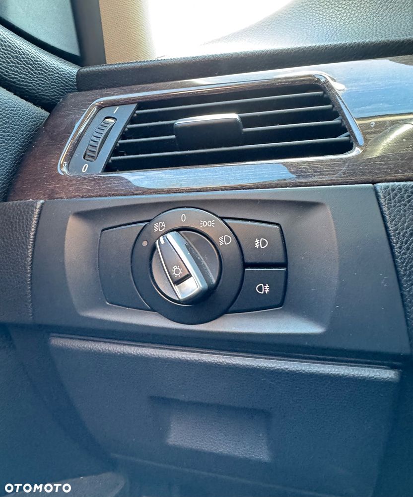 BMW Seria 3 320d - 2